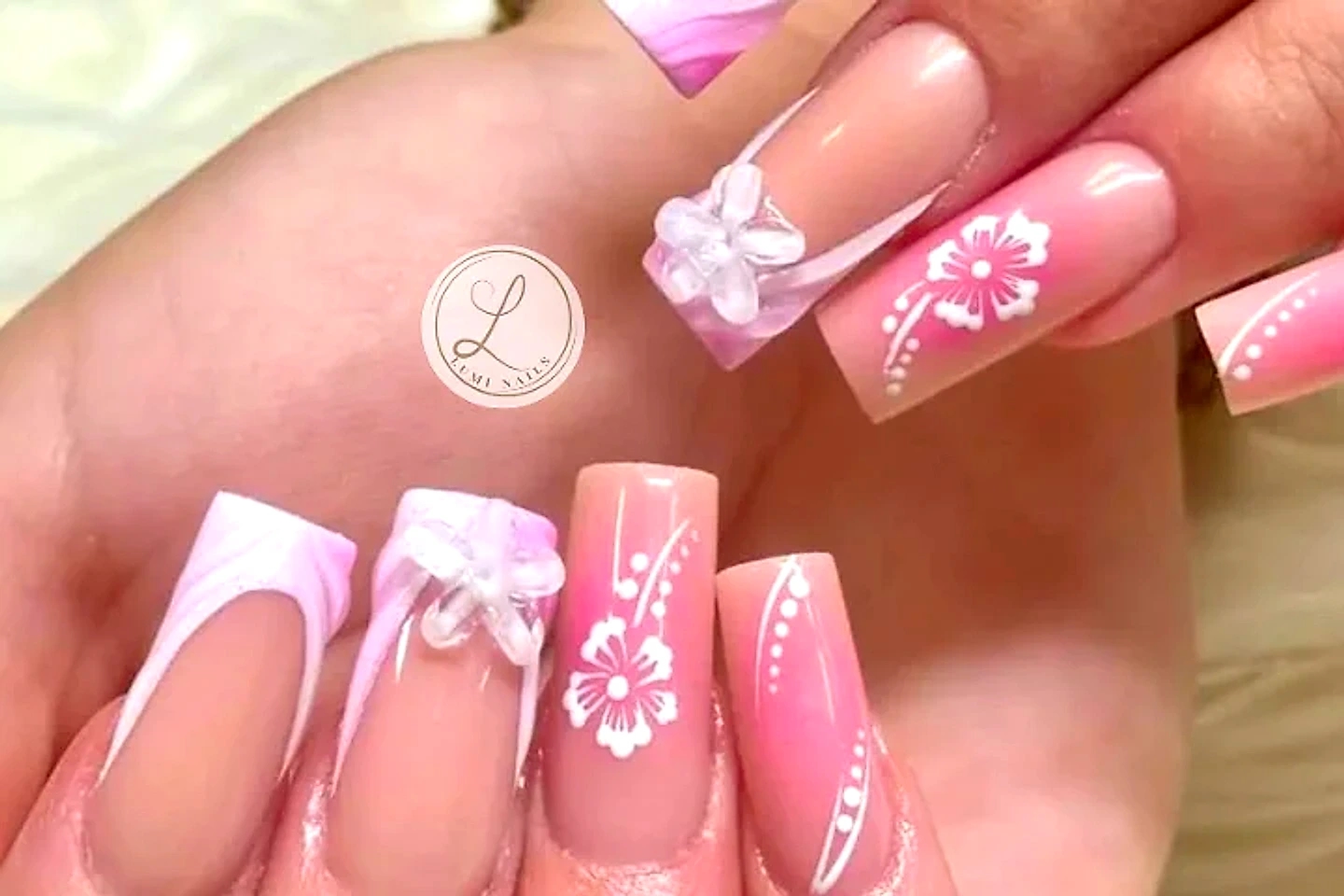Lumi Nails