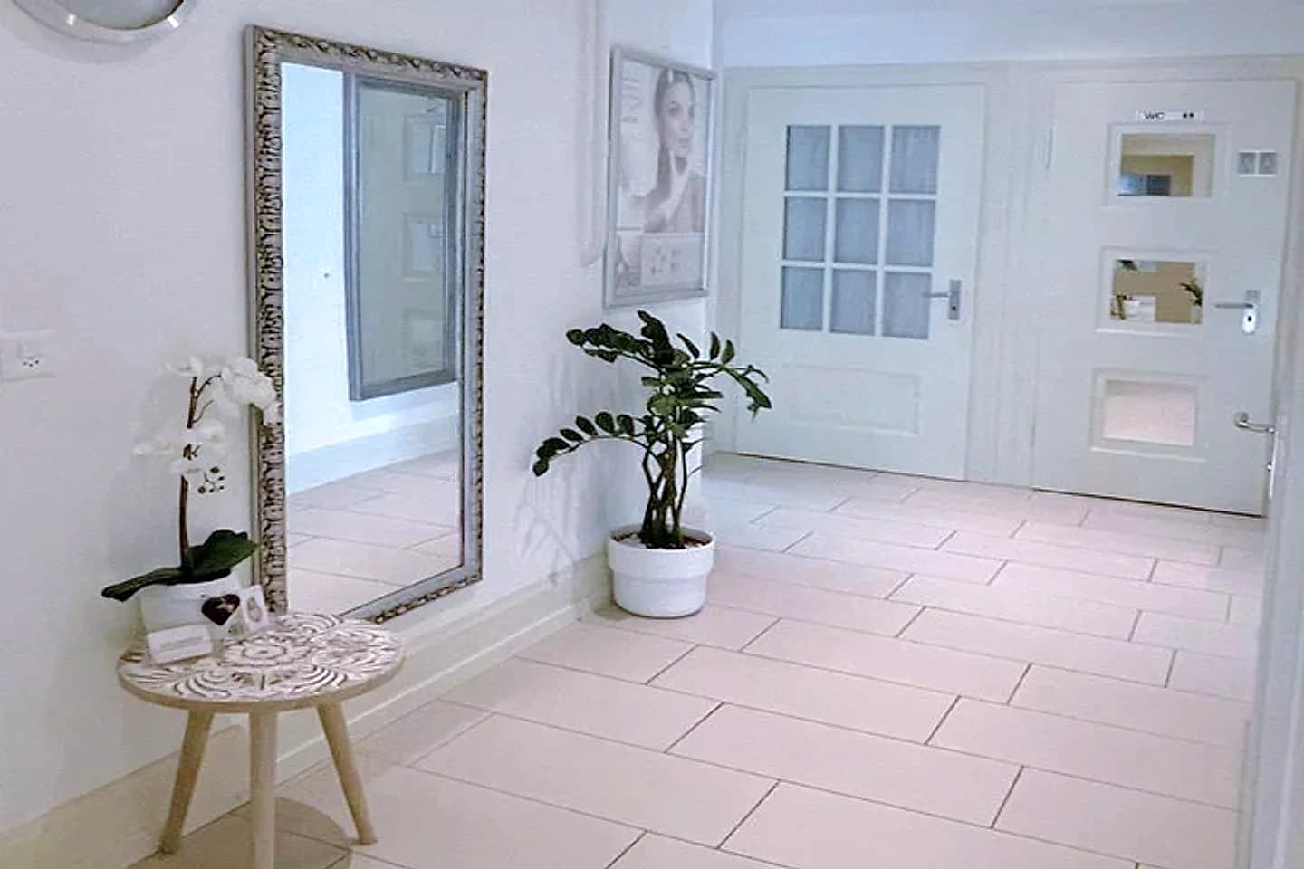 Ana Spa , Health & Beauty